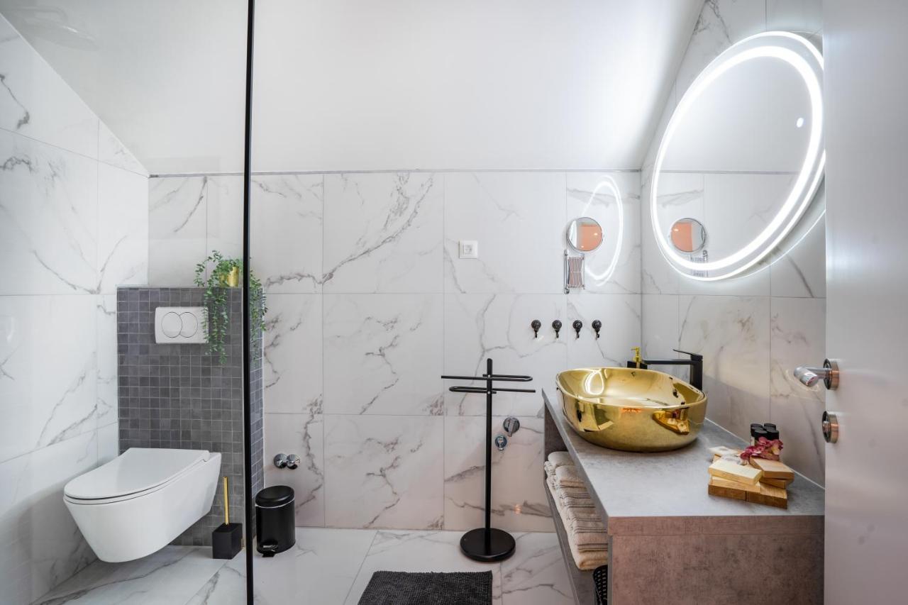 Deluxe Apartments Franjkovic Seliste Dreznicko Εξωτερικό φωτογραφία